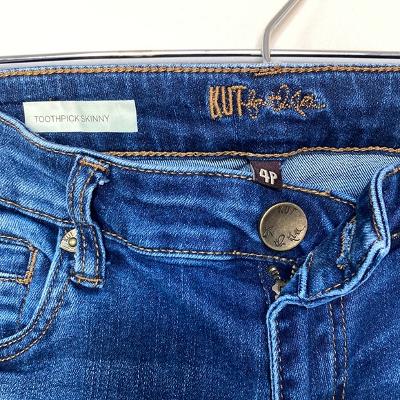 Kut From The Kloth Skinny Jeans - Picture 5 of 6